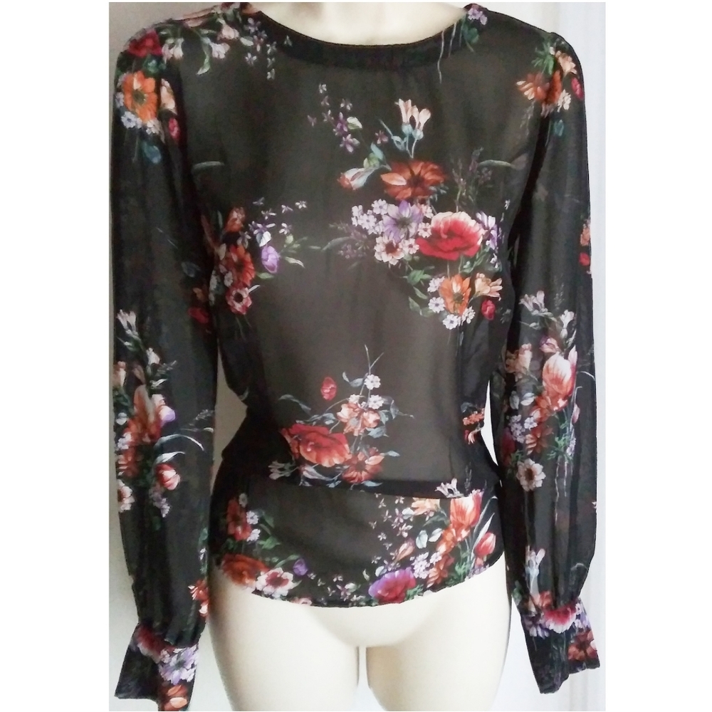 FOREVER 21 Floral sheer blouse